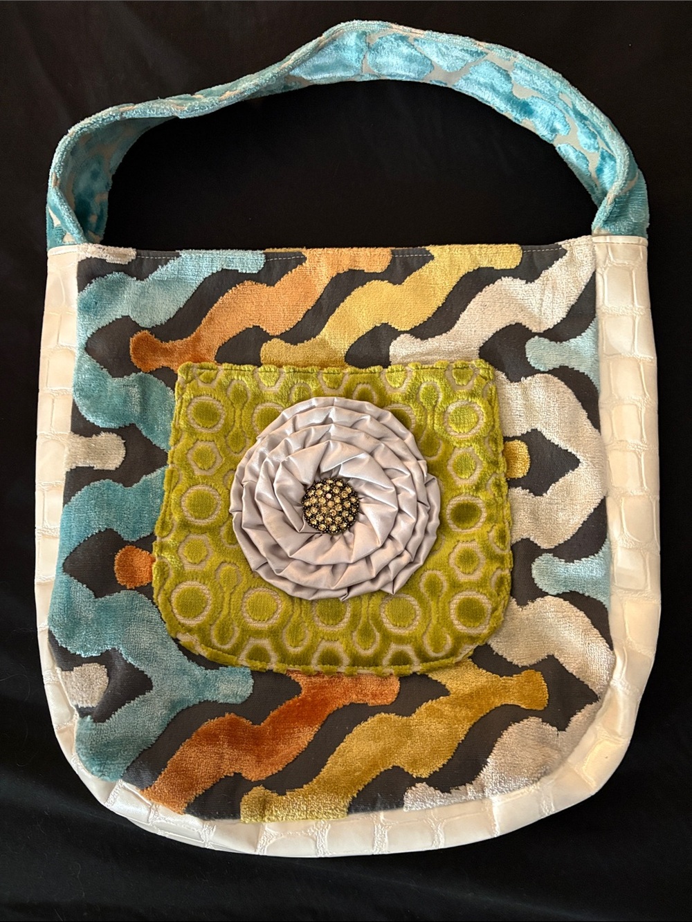Multicolor Floral Appliqué Shoulder Bag - Green Accent
